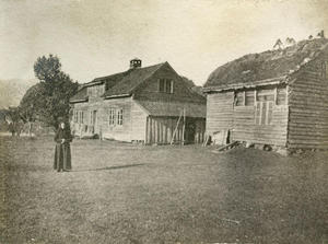 Gardshus på Helland i Sandsbygda i 1887.