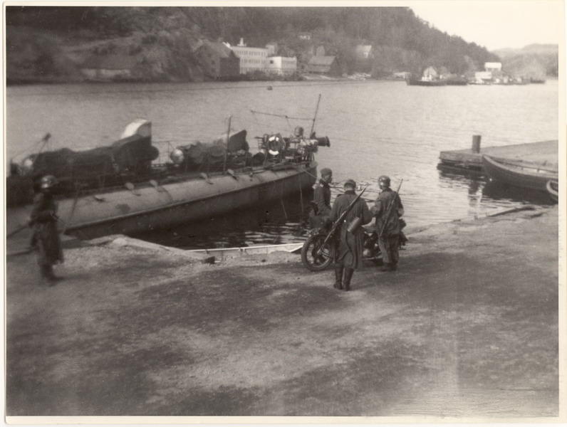 Tysk vakthold ved torpedobåten "Skarv" , Bradbenken den 9. april 1940