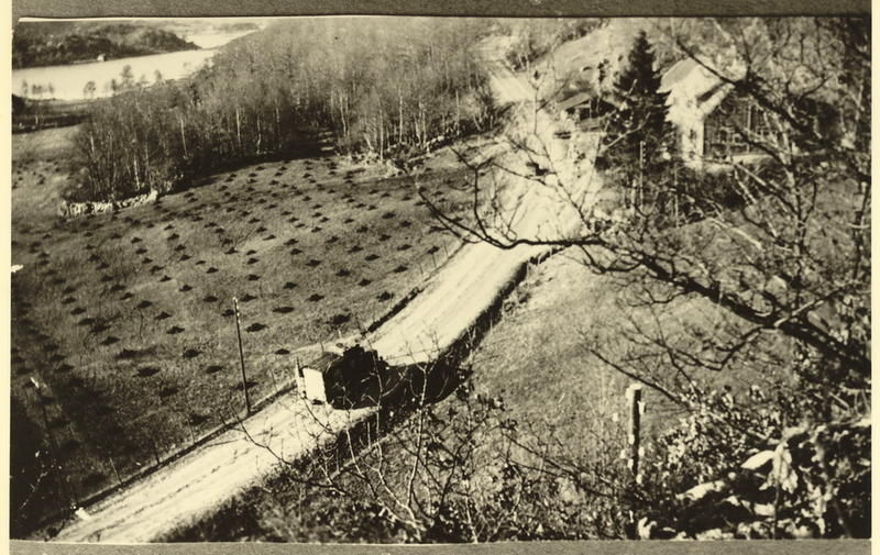 Fra den første krigsbegravelsen Egersund kirkegård, Årstad. 17 april 1940.
