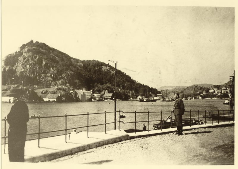 Egersund havn. Sommeren 1940.